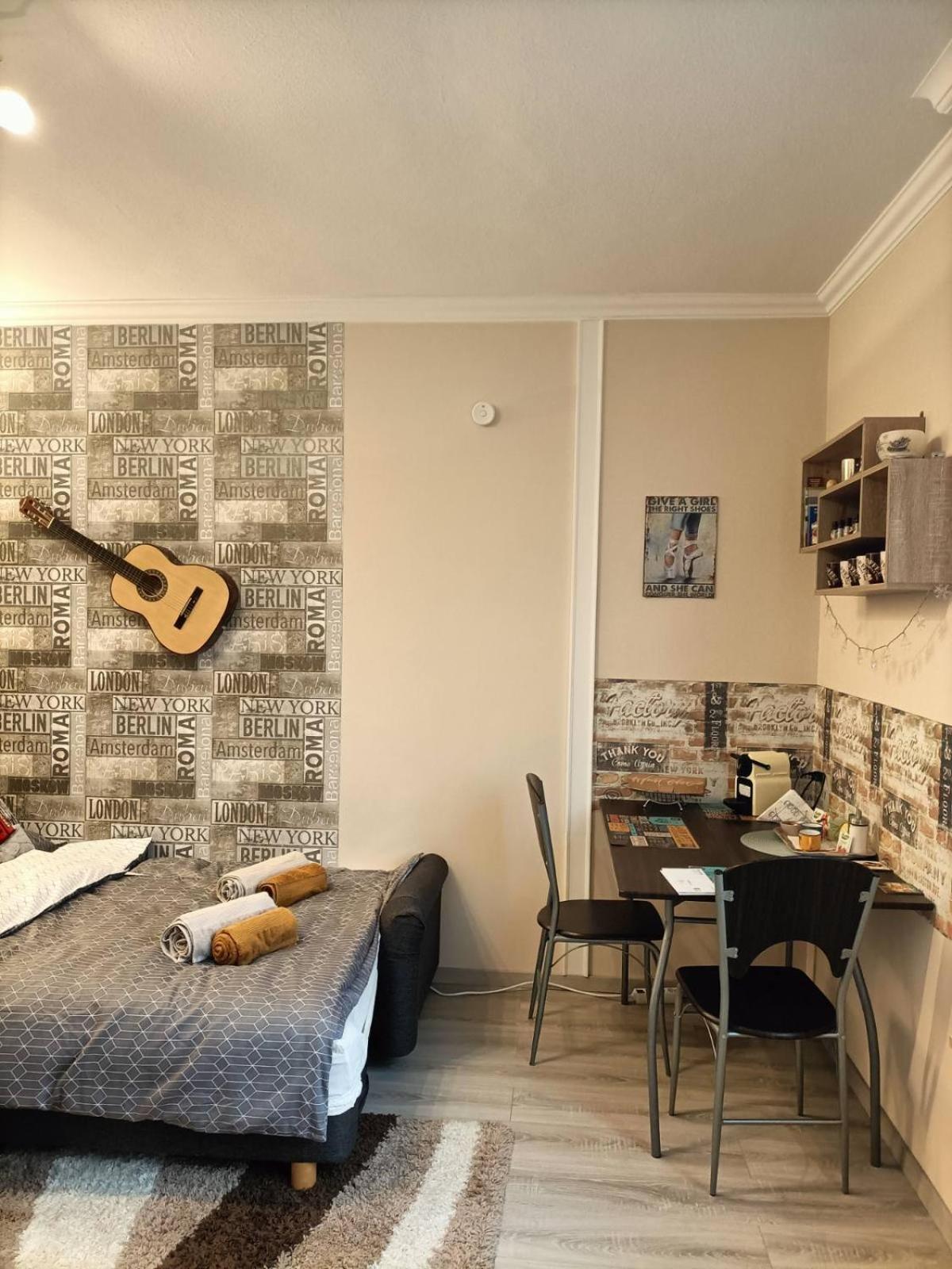 Apartment Hiroes
